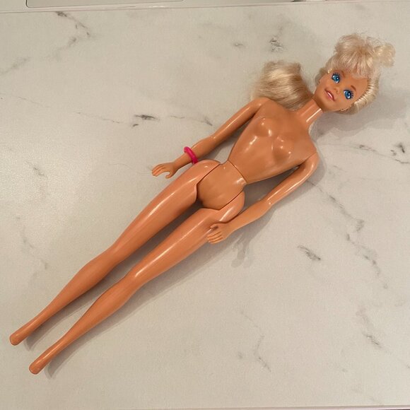 Vintage California Dream Barbie 1987 - Redressed - Picture 6 of 8